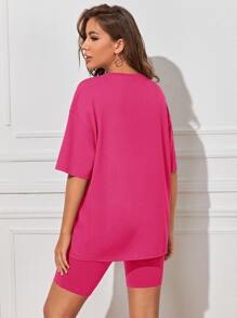 SHEIN EZwear 字母圖形T恤和機車短褲套裝 - 粉色 - 查看 2