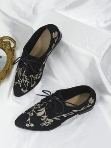 Floral Embroidery Lace-up Front Flat Oxfords - Black - View 3