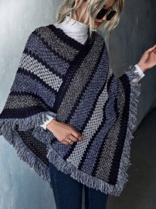 SHEIN LUNE Poncho al azar de color combinado de manga murciélago ribete con fleco tejido