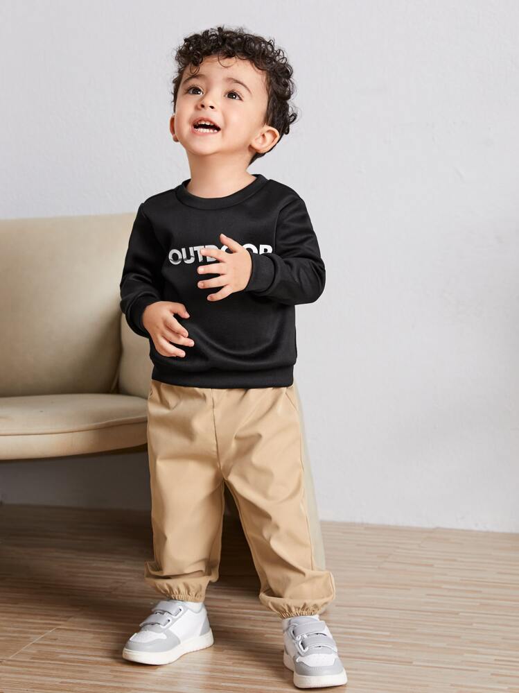SHEIN Baby Boy Letter Graphic Pullover & Solid Pants - Multicolor - View 3