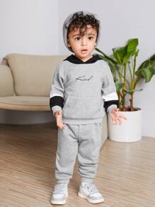 SHEIN 男嬰字母圖案袋鼠口袋連帽衫和運動褲 - 淺灰色 - 查看 6