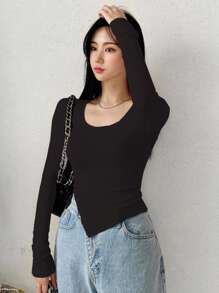 DAZY Scoop Neck Asymmetrical Hem Tee - Black - View 4