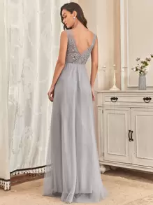 EVERPRETTY Guipure Lace Applique V-Back Mesh Bridesmaid Dress, Elegant Dress - Light Grey - View 2