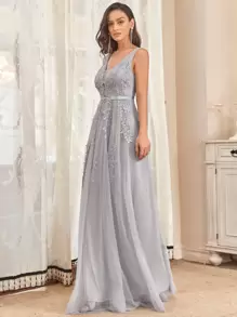 EVERPRETTY Guipure Lace Applique V-Back Mesh Bridesmaid Dress, Elegant Dress - Light Grey - View 4