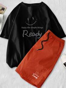 Manfinity Hypemode Hombres Camiseta con estampado de slogan & Shorts de cintura con cordón - Multicolor - Ver 1