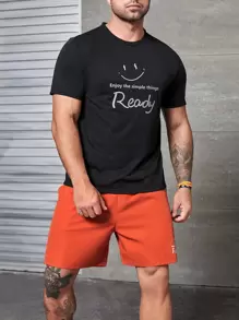 Manfinity Hypemode Hombres Camiseta con estampado de slogan & Shorts de cintura con cordón - Multicolor - Ver 7