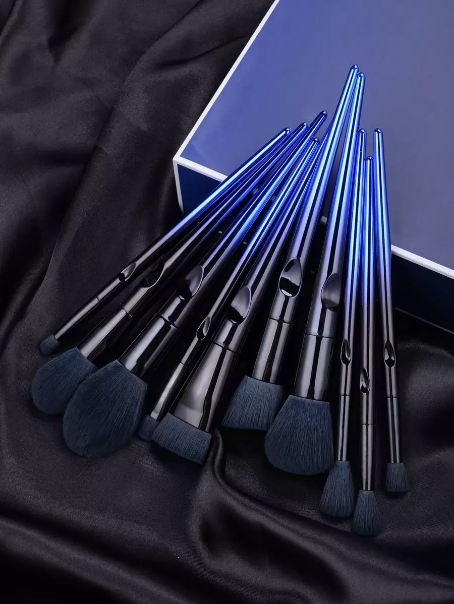 10支装蓝色魅惑化妆刷套装，柔软刷毛，专业化妆师眼影刷、腮红刷，日常美妆工具刷，化妆刷套装，化妆刷套装，化妆刷套装，全套化妆刷，化妆刷套装，全套化妆工具，化妆刷套装，化妆刷套装，化妆礼盒套装 - 彩色 - 查看 1