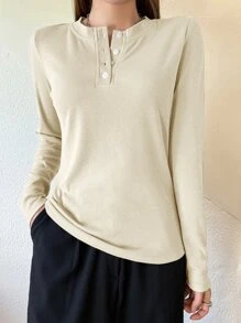 DAZY Áo thun dài tay cổ tay dài, cài cúc ¼, chất liệu dệt kim gân. - Màu be - Xem 5