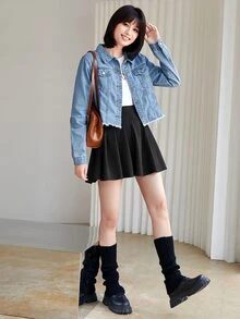 SHEIN Frenchy 毛邊下擺翻蓋口袋細節牛仔夾克 - 淺色水洗藍 - 查看 3