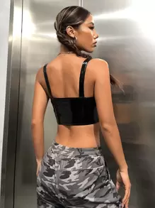 SHEIN ICON Gorpcore Buckled Chi tiết Cut Out Crop PU Cami Top - màu đen - Xem 2