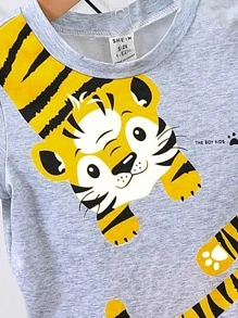 Baby Boy Cartoon & Letter Graphic Tee & Shorts - Multicolor - View 3