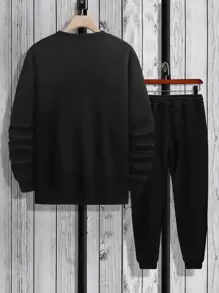Manfinity Men Bear Print Sweatshirt & Joggers - Black - View 2