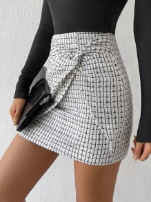 Chiquease Twist Front Plaid Bodycon Skirt - Black and White - View 3