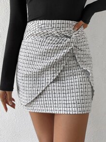 Chiquease Twist Front Plaid Bodycon Skirt - Black and White - View 5