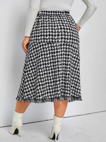 Celure Plus Houndstooth Print Raw Cut Split Hem Tweed Skirt - Black and White - View 2