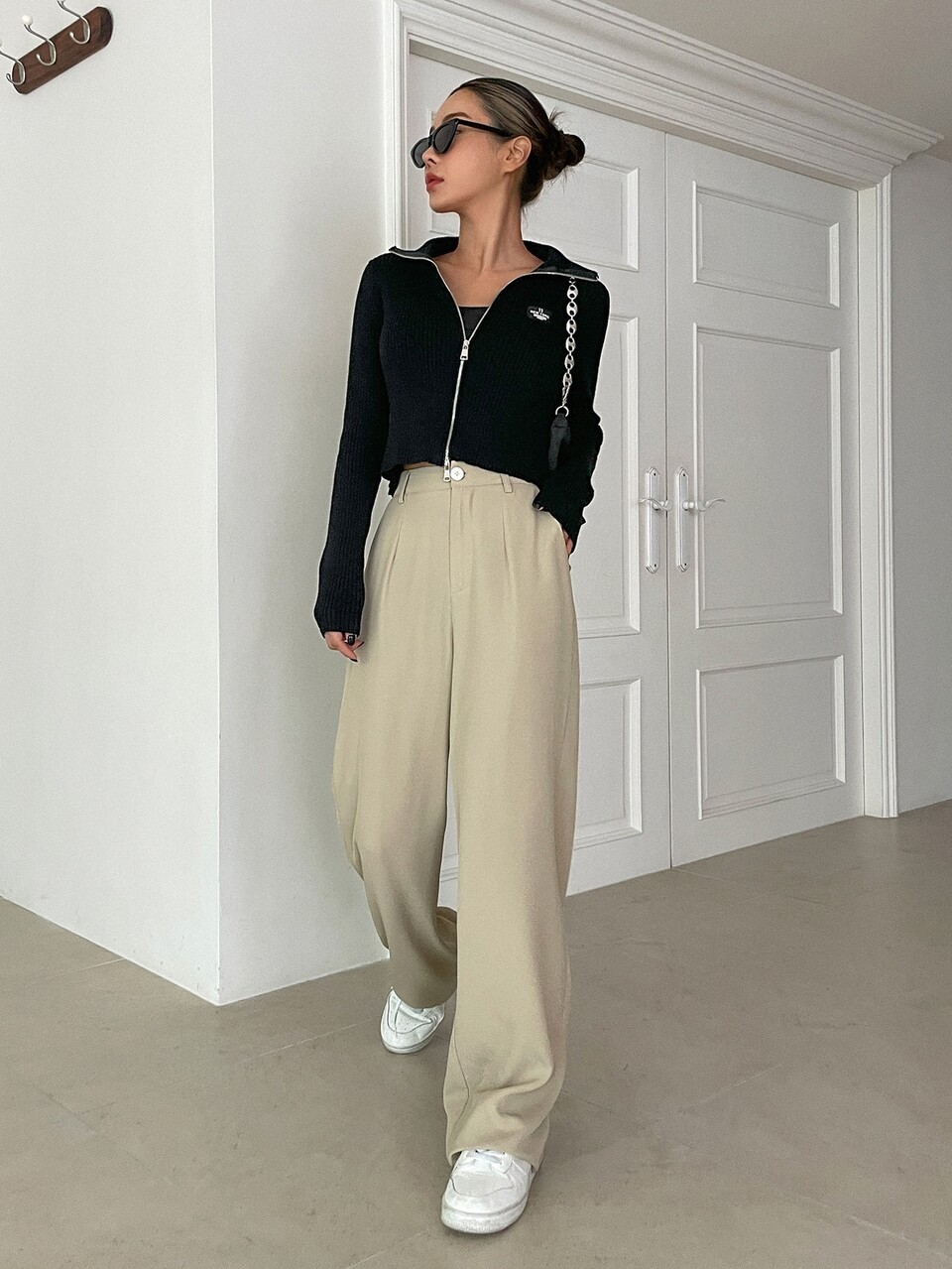 Letter Patched Detail Ribbed Knit Zipper Cardigan Winter