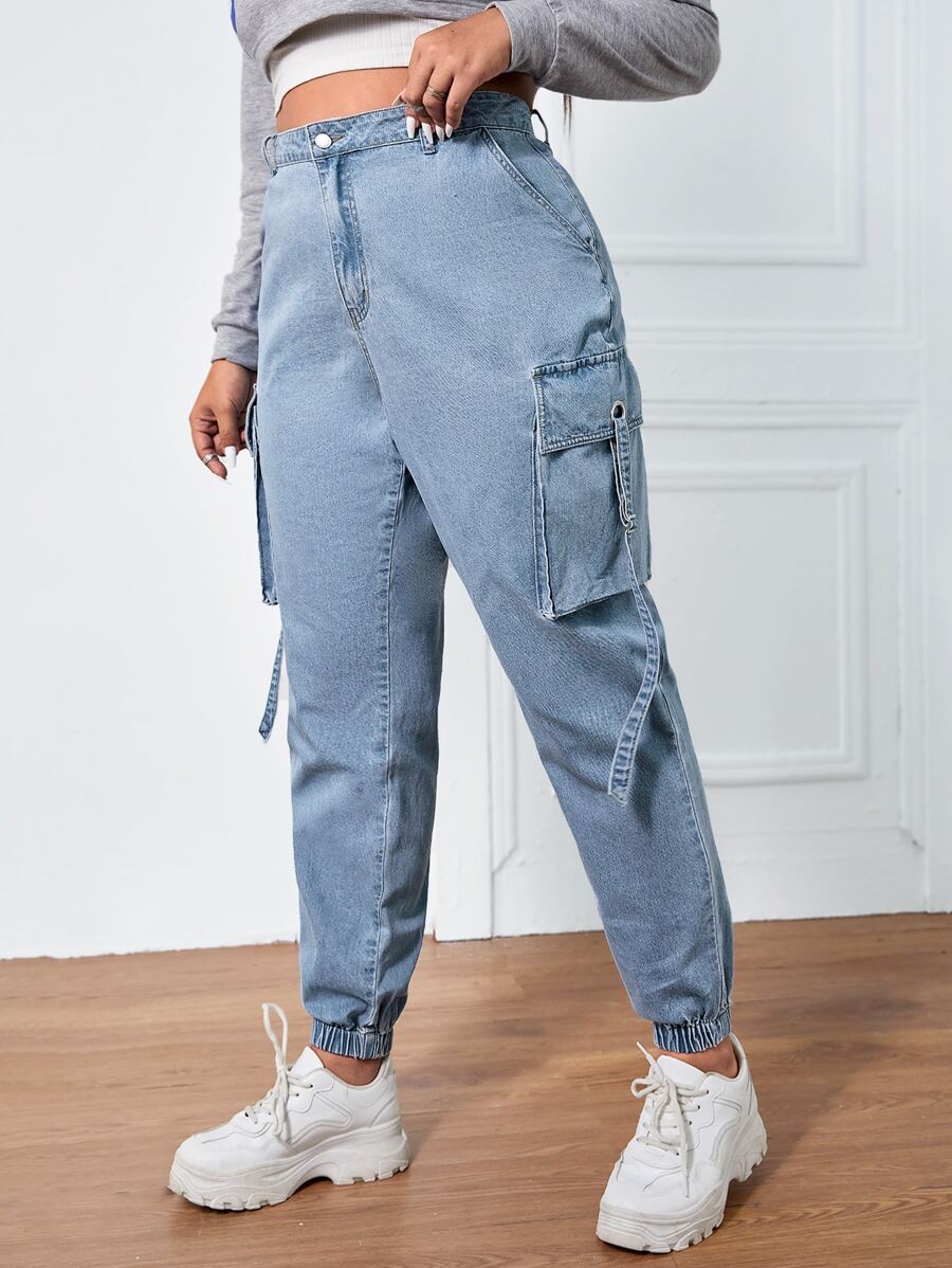 SHEIN Plus Flap Pocket Cargo Jeans - Light Wash - View 1