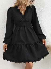 SHEIN Unity 鏤空蕾絲花邊燈籠袖荷葉邊洋裝 - 黑色 - 查看 1