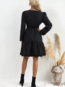 SHEIN Unity 鏤空蕾絲花邊燈籠袖荷葉邊洋裝 - 黑色 - 查看 2