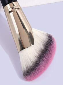 MAANGE 1pc Sickle Shaped Contouring Brush,Professional Makeup Tools With Soft Fiber For Easy Carrying,Brush For Travel