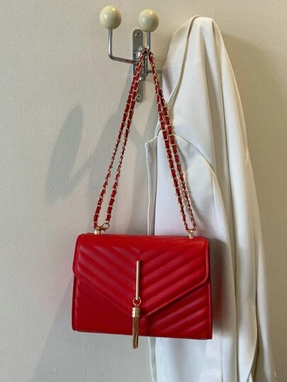  螢光紅鋸齒紋細節金屬流蘇裝飾翻蓋鏈條方包