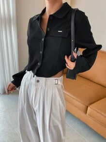 DAZY 翻盖细节弧形下摆短款衬衫、长袖上衣、秋季学院风上衣