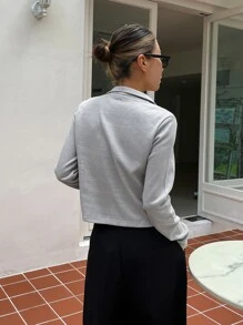 DAZY 字母補丁細節半拉鍊上衣 - 淺灰色 - 查看 2