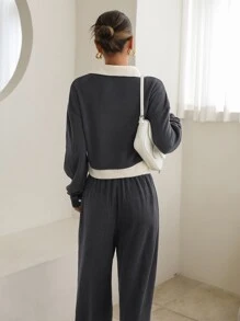 DAZY Bộ đồ thể thao nữ gồm áo sweatshirt và quần dài tay cổ bẻ phối màu tương phản, kiểu dáng rộng rãi, thích hợp mặc nhà vào mùa thu. - Màu xám đen - Xem 2