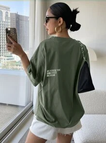 DAZY T-shirt oversize con grafica a stampa e scollo a goccia - Verde militare - Visualizzare 4