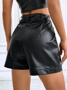 SHEIN EZwear 女式夏季高腰弹力卷边 PU 短裤带斜口袋 - 黑色 - 查看 2