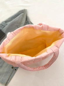 轻便商务休闲超轻大容量绗缝托特包，适合少女、女大学生、新人及白领人士，非常适合办公室、大学、工作、商务、通勤、户外、旅行、郊游蓬松羽绒针织手提包、柔软加厚羽绒冬季手提包、枕头购物袋、学校用品、学校托特包、学校托特包、大学必需品