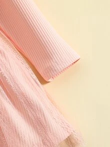 SHEIN 嬰兒網紗拼接荷葉邊連衣裙和頭巾 - 淺粉色 - 查看 6
