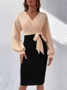 SHEIN Privé Two Tone Surplice Neck Bishop Sleeve Belted Dress - Multicolor - View 5
