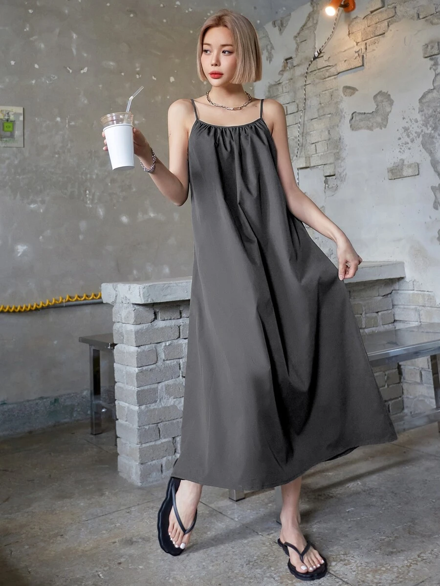 DAZY Vestido de tirantes de tela lisa tipo vestido de verano - Gris Oscuro - Ver 1