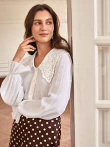 SHEIN Frenchy 網眼刺繡細節誇大領口荷葉袖襯衫