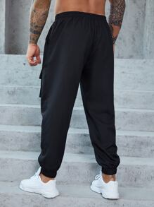 Manfinity Homme Men Plus Loose Fit Cargo Pants With Letter Print And Drawstring Waist - Black - View 2