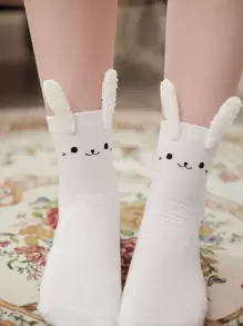 ROMWE Kawaii Cartoon Graphic Rabbit Ear Decor Crew Socks - White - View 4