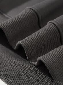 Manfinity Men Slogan & Figure Graphic Kangaroo Pocket Drawstring Thermal Hoodie - Dark Grey - View 5