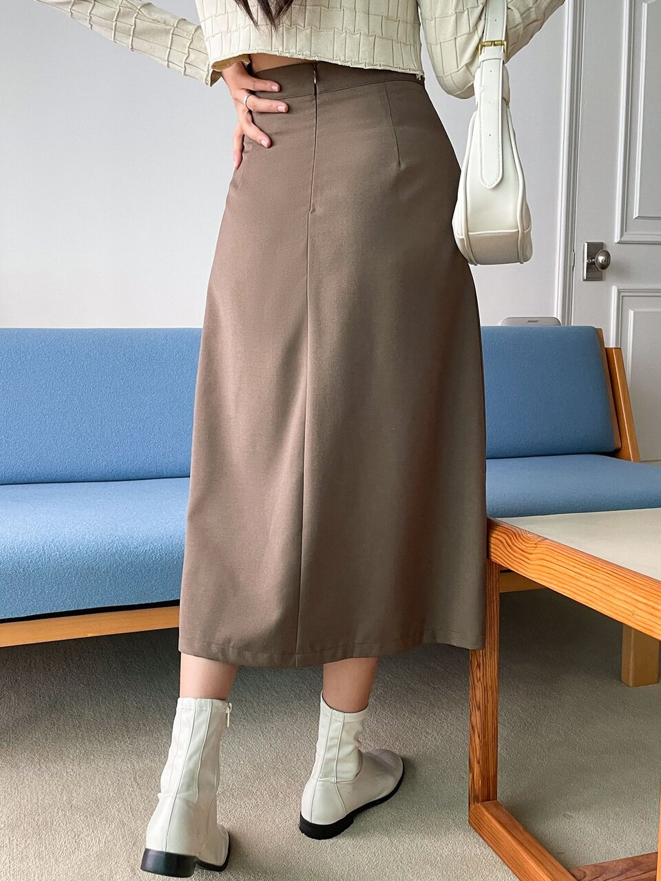 High Waist Zipper Back Pleated Skirt
