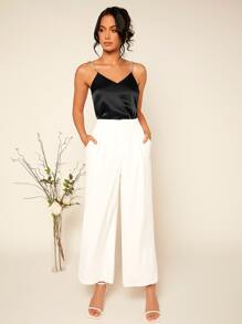 SHEIN BAE 鏈條帶珍珠細節緞面吊帶上衣 - 黑色 - 查看 4