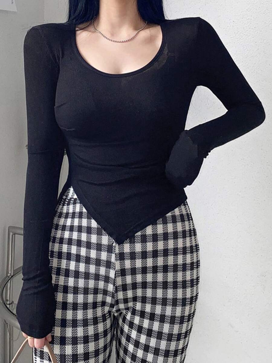 DAZY Scoop Neck Asymmetrical Hem Tee - Black - View 1