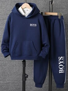 SHEIN Tween Boy Letter Graphic Kangaroo Pocket Thermal Lined Hoodie & Sweatpants