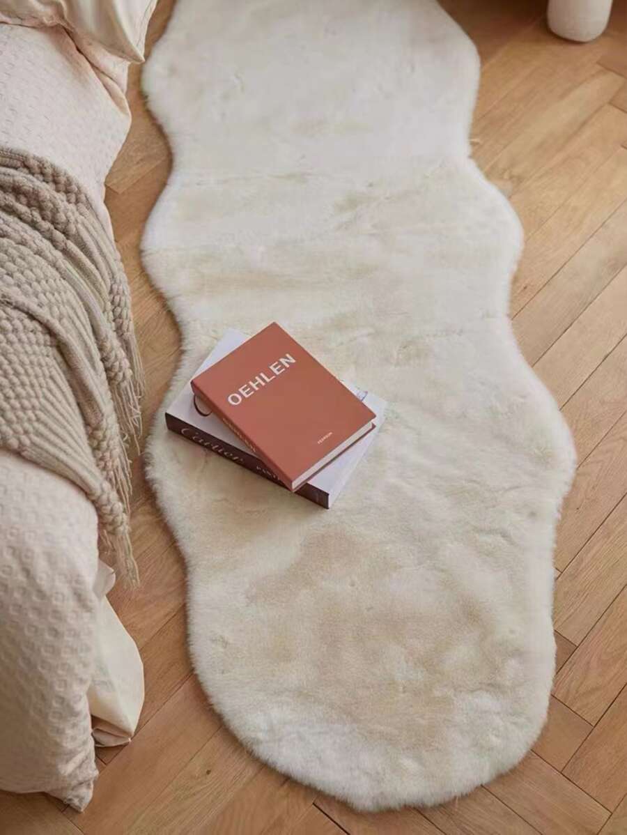 Solid Fuzzy Rug | SHEIN USA