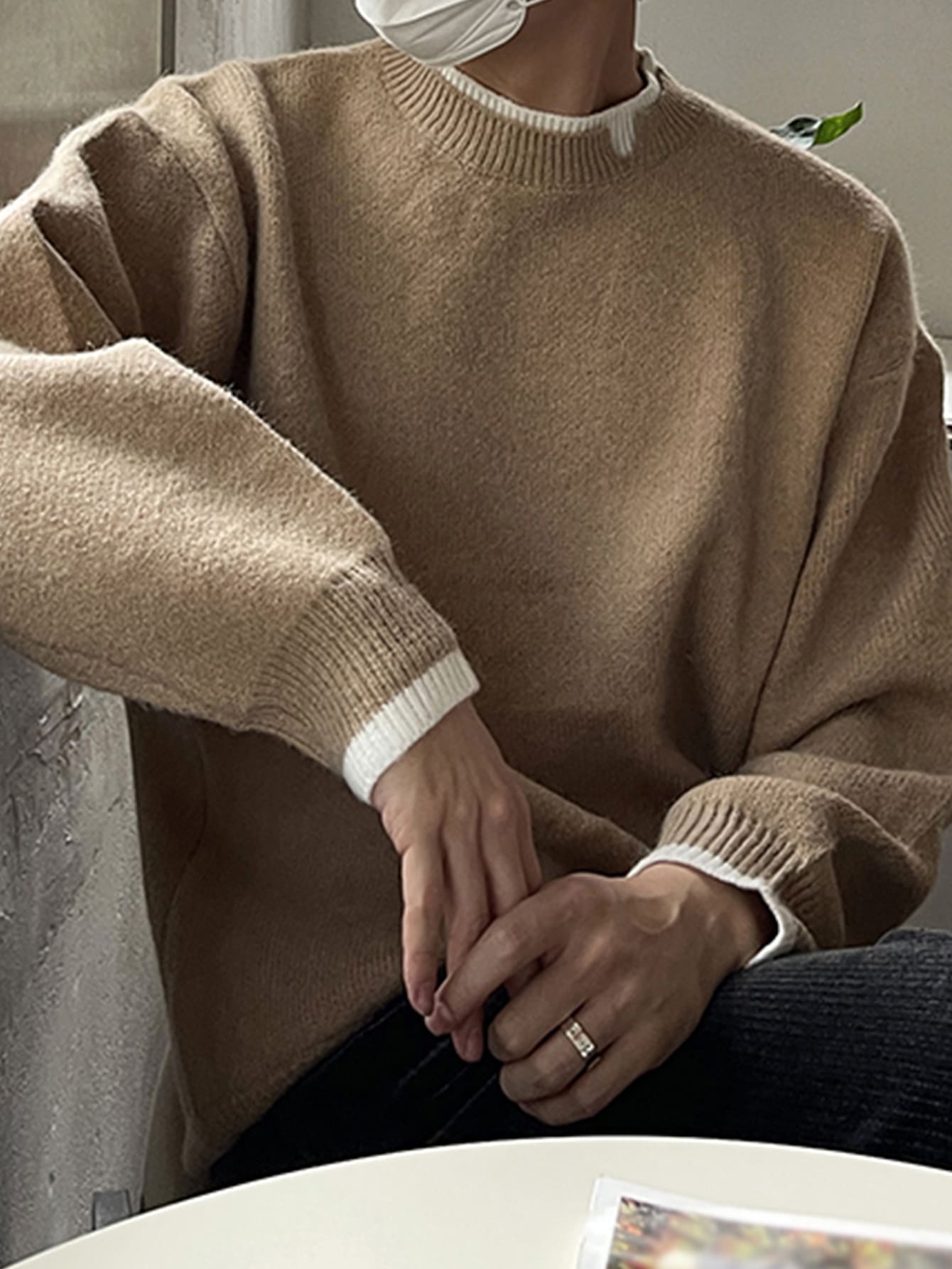 Men Contrast Trim Drop Shoulder Sweater