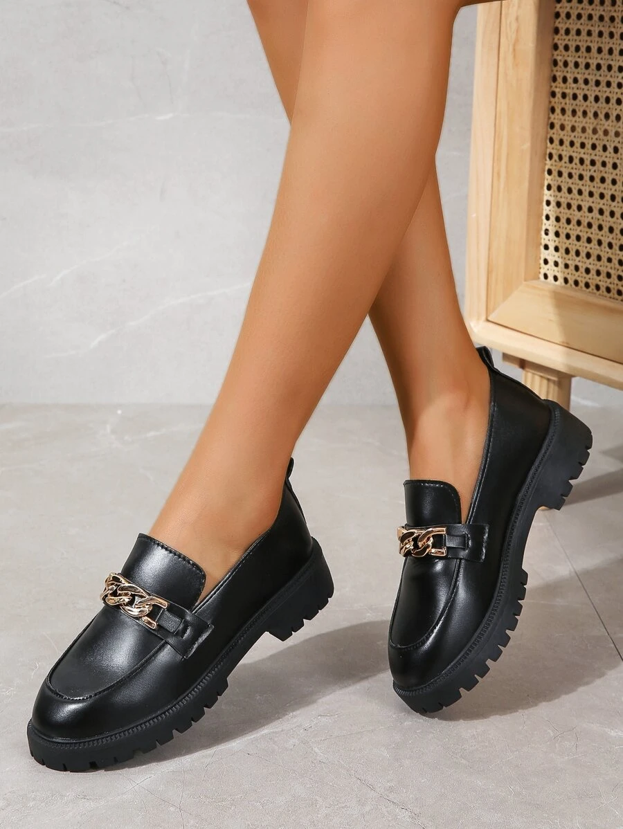 Mocasines planos con diseño de cadena - Negro - Ver 1