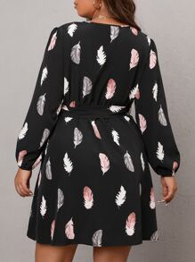 SHEIN Clasi فستان بحزام طباعة الريش أكمام فانوس مقاس كبير - الأسود - مشاهدة 2