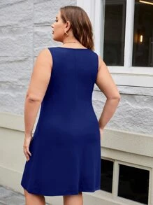 SHEIN VCAY 大碼素色褶邊洋裝 - 藏蓝色 - 查看 2