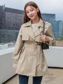 DAZY 肩章設計馬甲袖雙排釦系帶風衣 - 卡其色 - 查看 7