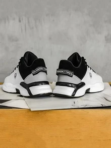 Men Letter Patch Decor Lace-up Front Basketball Shoes - Black and White - View 2