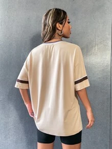 SHEIN Unity Áo thun họa tiết sọc chữ thả vai Áo thun họa tiết nữ - Màu be - Xem 2